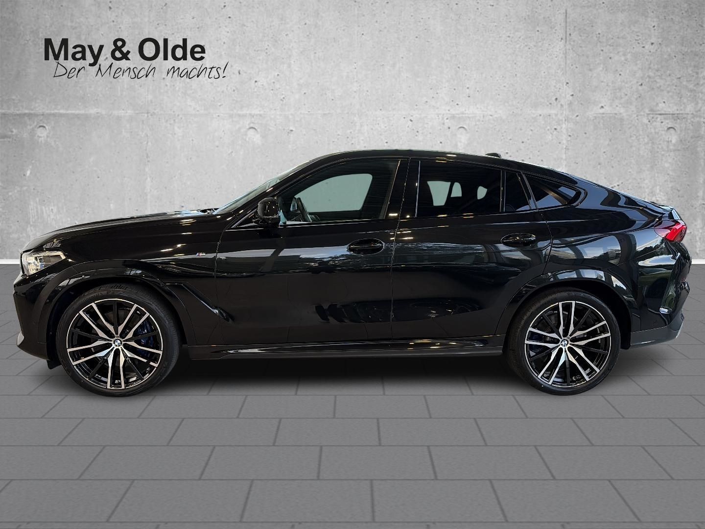 BMW X6 2022 г. Чёрный, пробег 37730 км