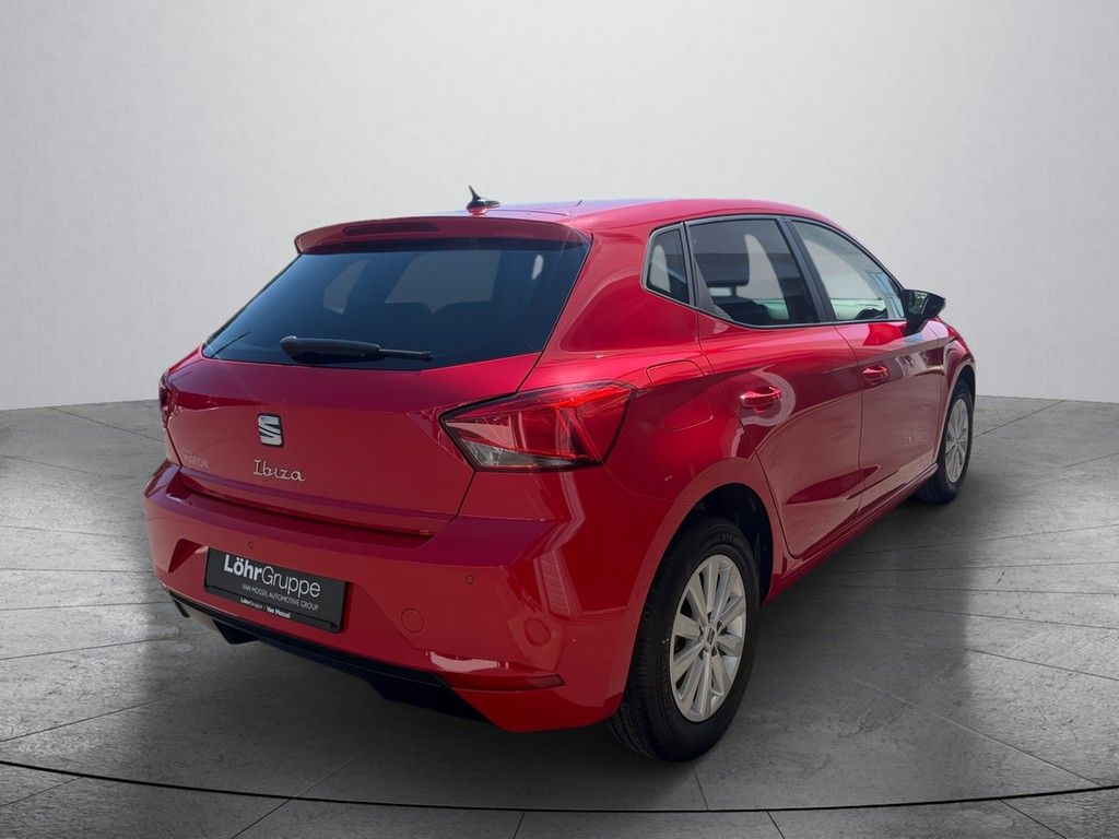 SEAT Ibiza 2023 г. Красный, пробег 55854 км