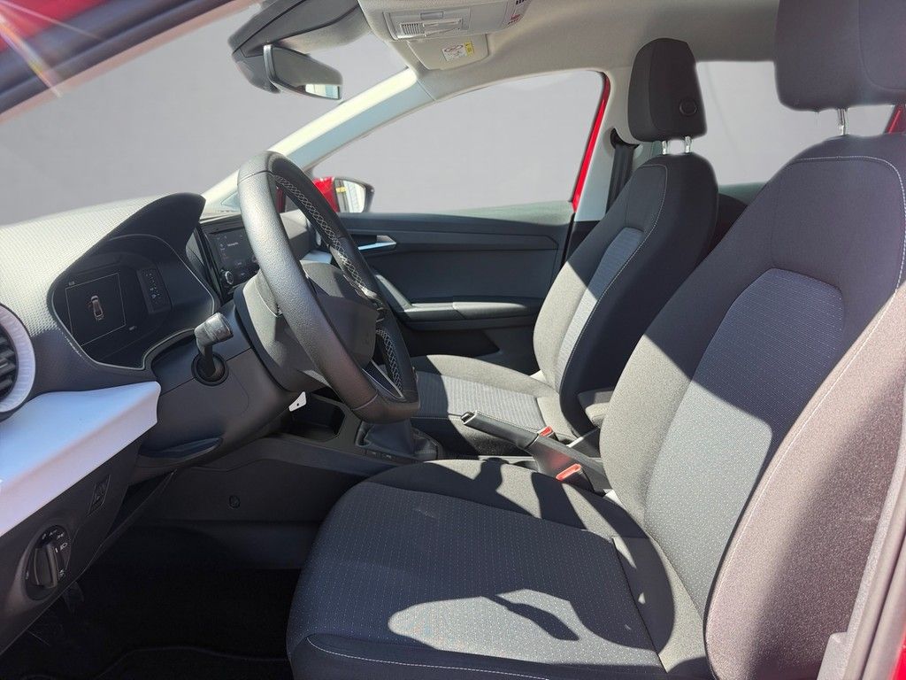 SEAT Ibiza 2023 г. Красный, пробег 55854 км