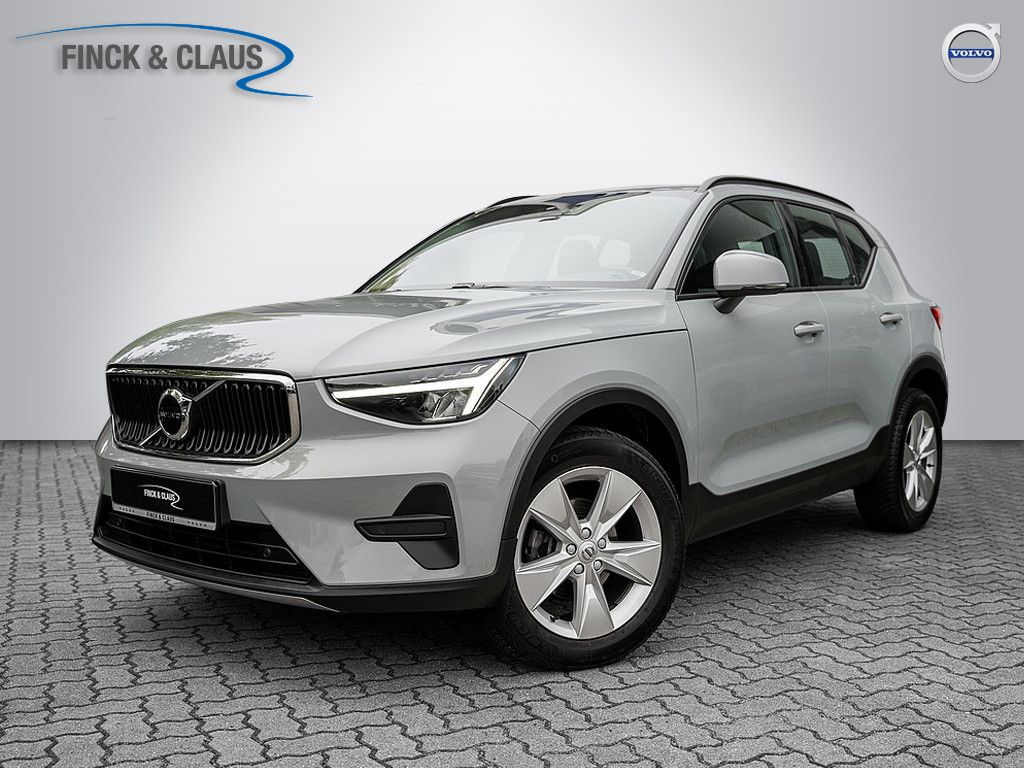 Volvo XC40 2023 г. Серый, пробег 39500 км