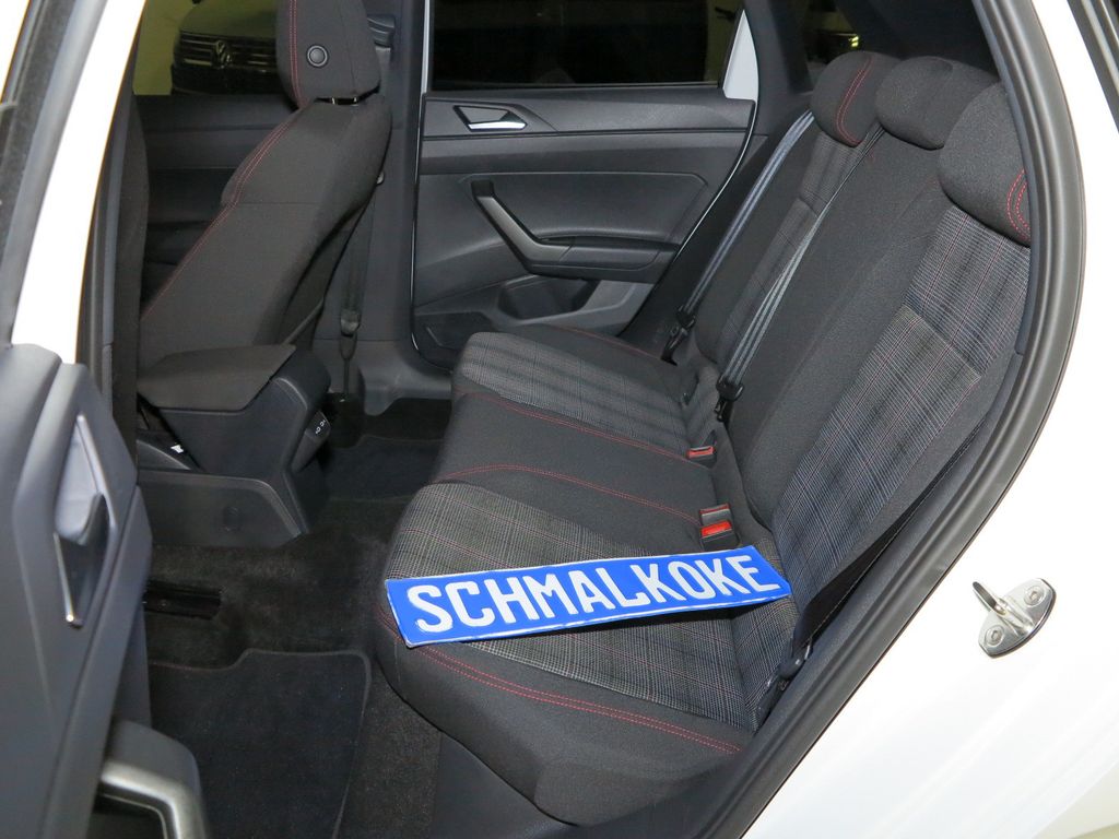 Volkswagen Polo 2023 г. Белый, пробег 57400 км