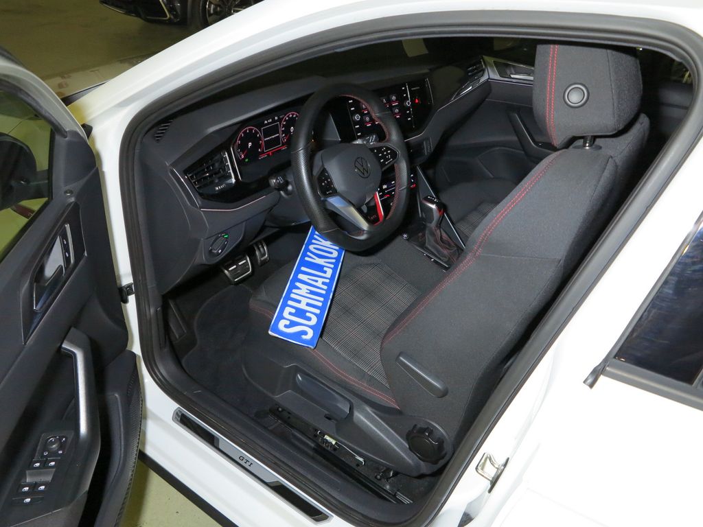 Volkswagen Polo 2023 г. Белый, пробег 57400 км