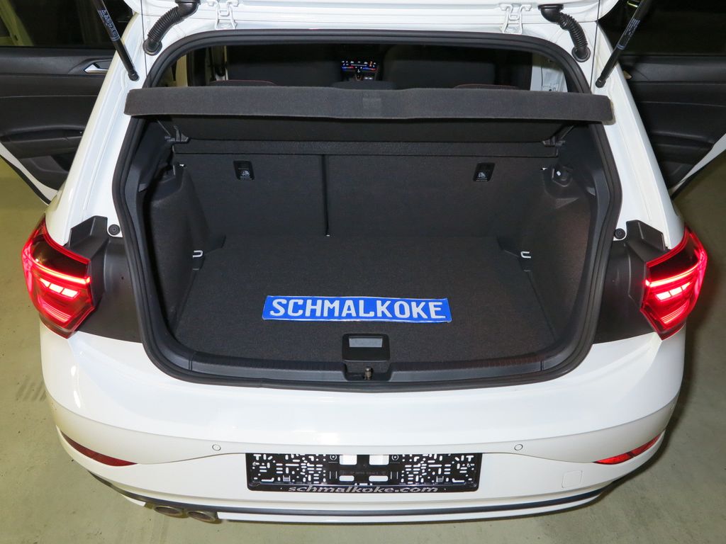 Volkswagen Polo 2023 г. Белый, пробег 57400 км