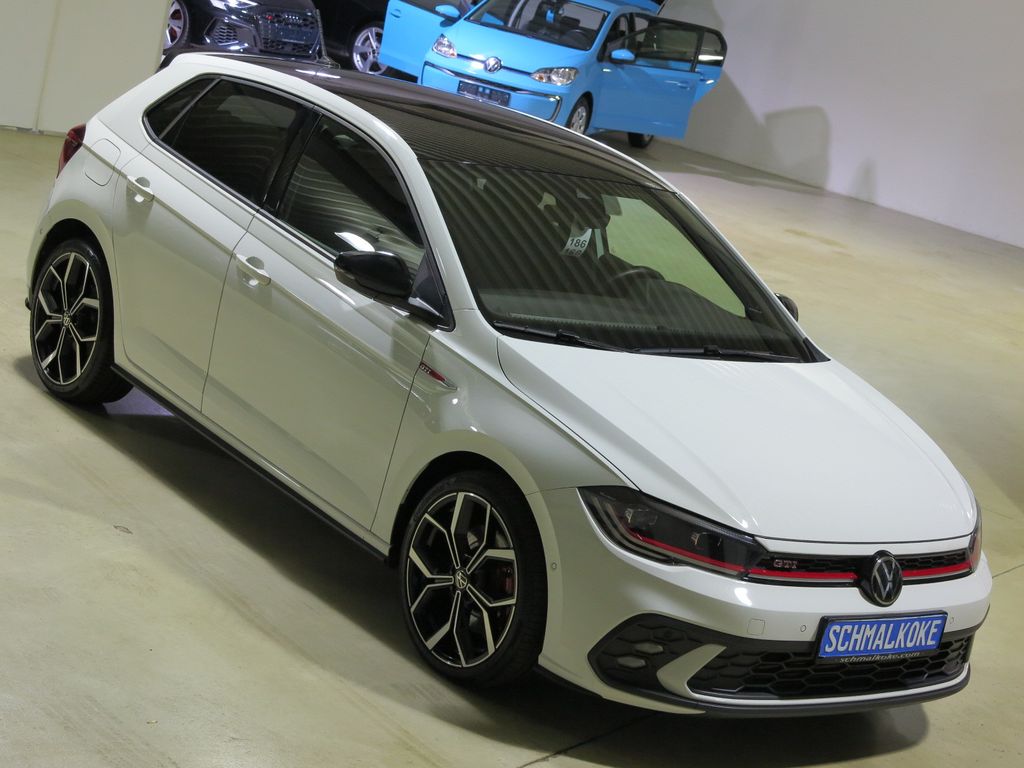 Volkswagen Polo 2023 г. Белый, пробег 57400 км