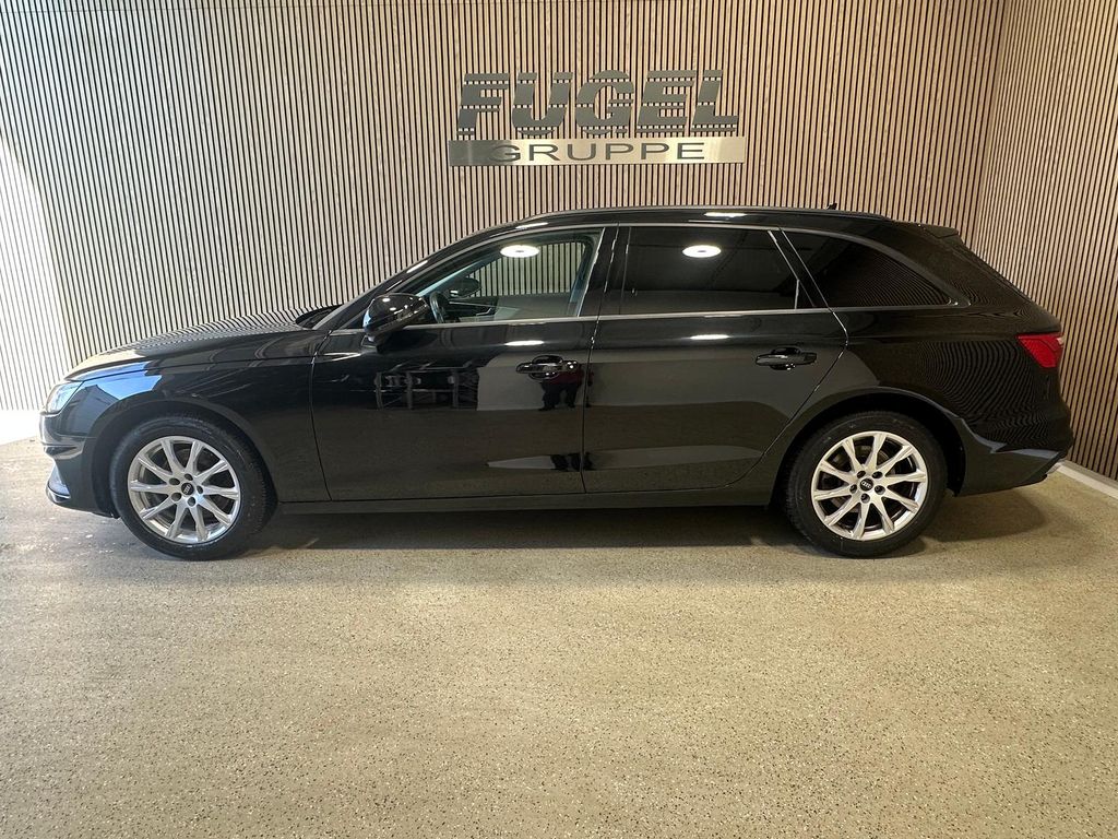 Audi A4 2022 г. Чёрный, пробег 50930 км