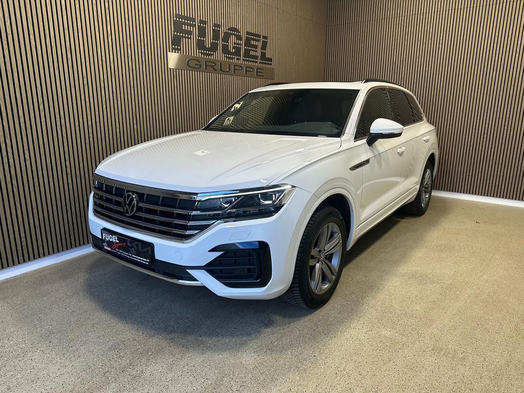 Volkswagen Touareg 2021 г. Белый, пробег 41840 км