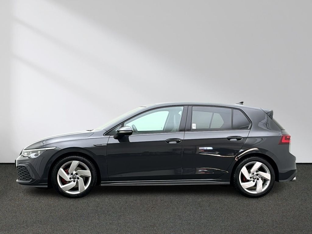 Volkswagen Golf 2024 г. Серый, пробег 37839 км