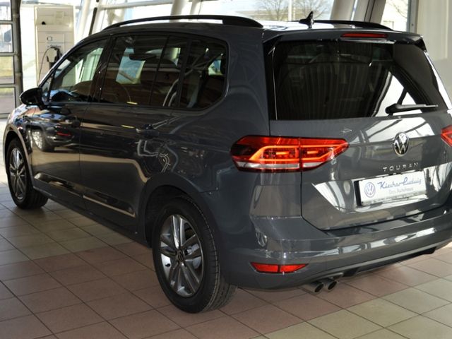 Volkswagen Touran 2026 г. Серый, пробег 11800 км