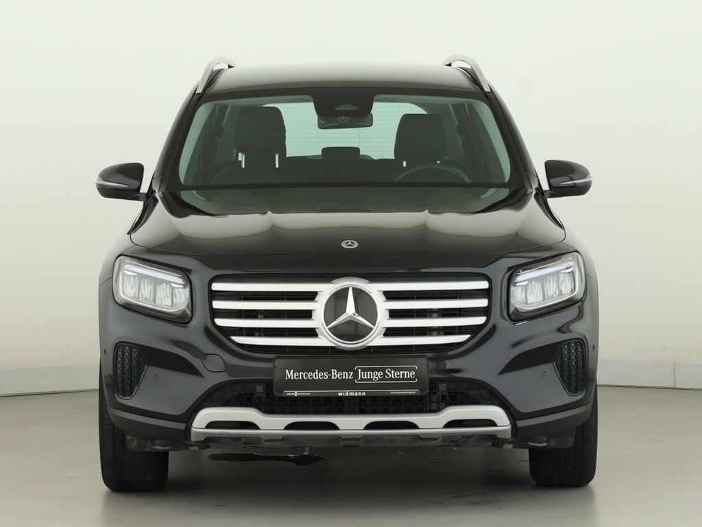 Mercedes-Benz GLB 200 2025 г. Чёрный, пробег 49887 км