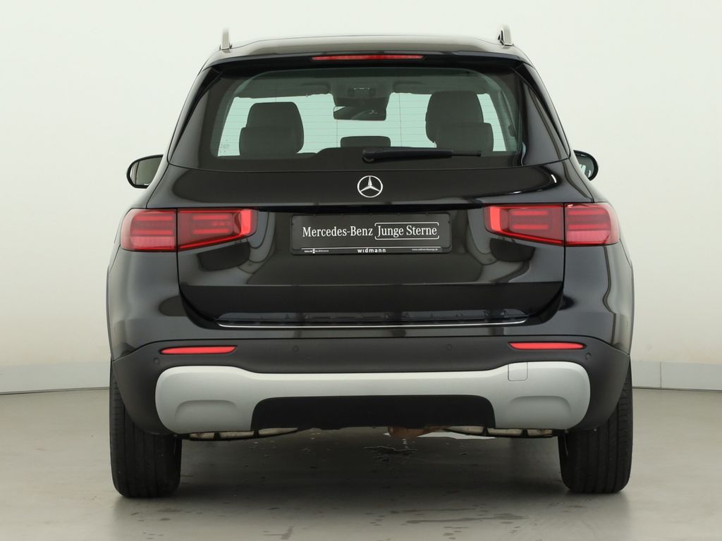 Mercedes-Benz GLB 200 2025 г. Чёрный, пробег 49887 км