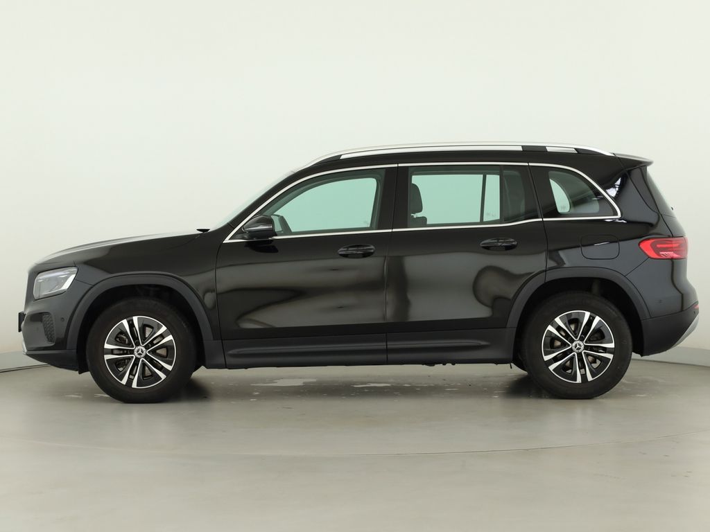 Mercedes-Benz GLB 200 2025 г. Чёрный, пробег 49887 км