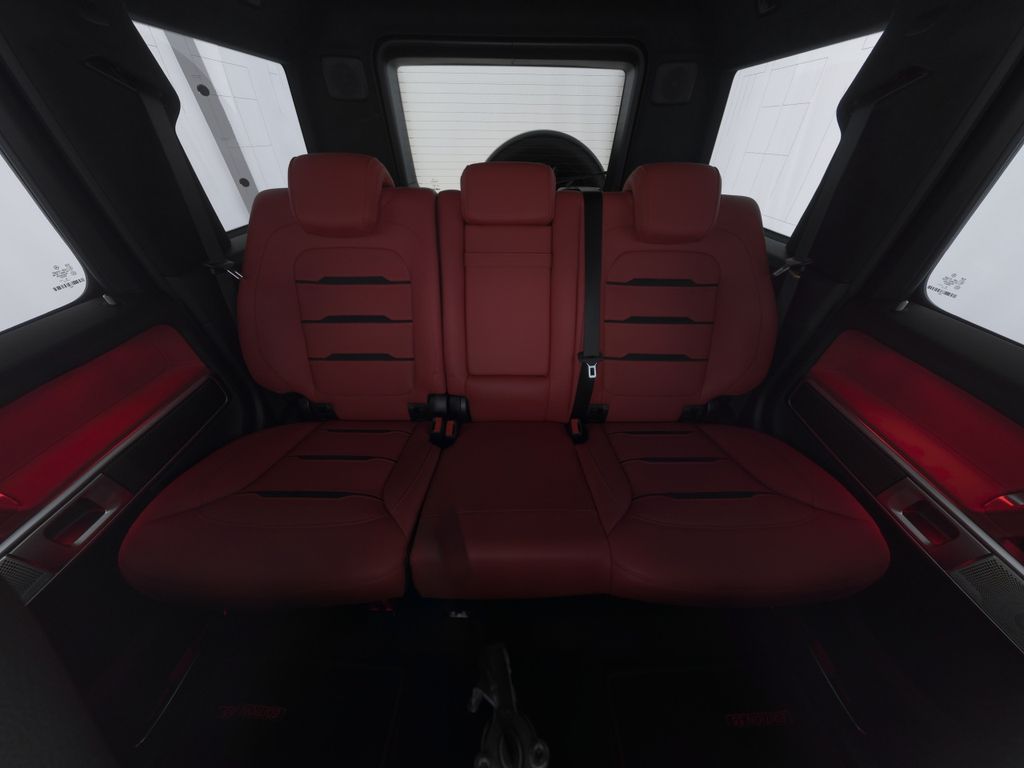 Mercedes-Benz G 63 AMG 2023 г. Чёрный, пробег 17512 км