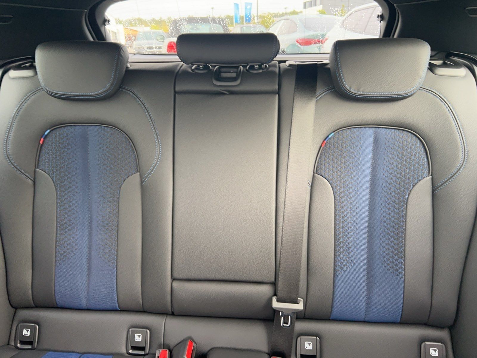 BMW 120 2023 г. Чёрный, пробег 43600 км