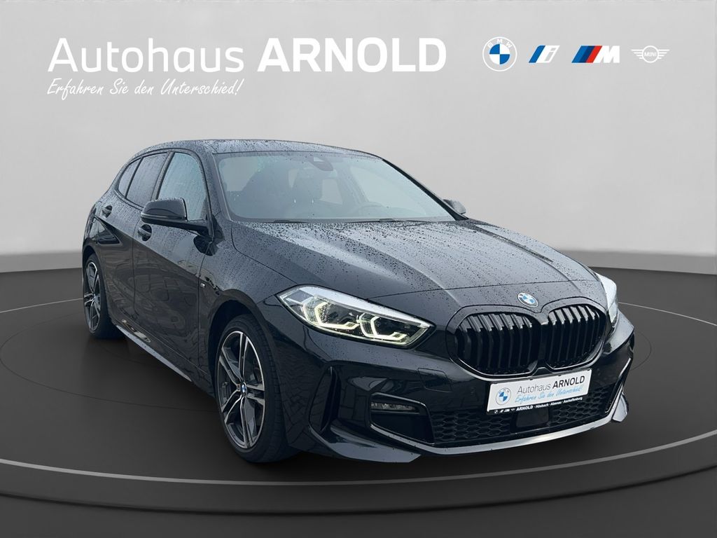 BMW 120 2023 г. Чёрный, пробег 43600 км