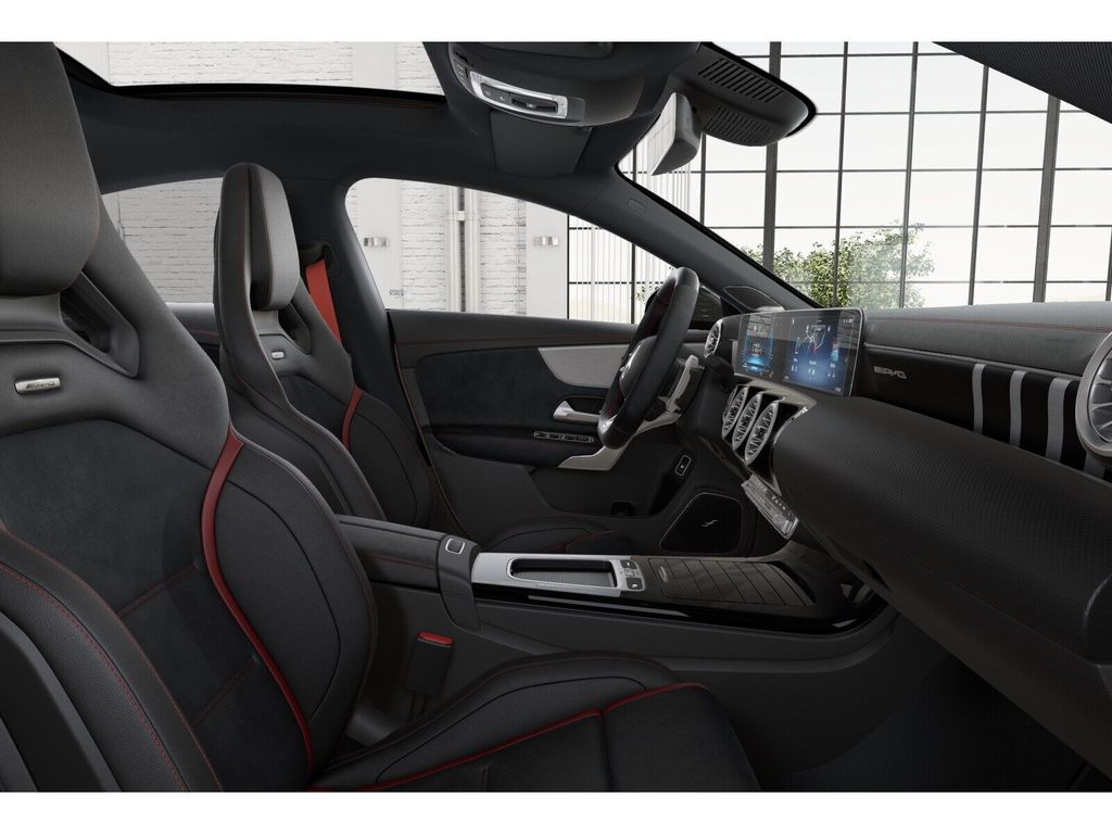 Mercedes-Benz CLA 45 AMG 2023 г. Золотистый, пробег 34249 км