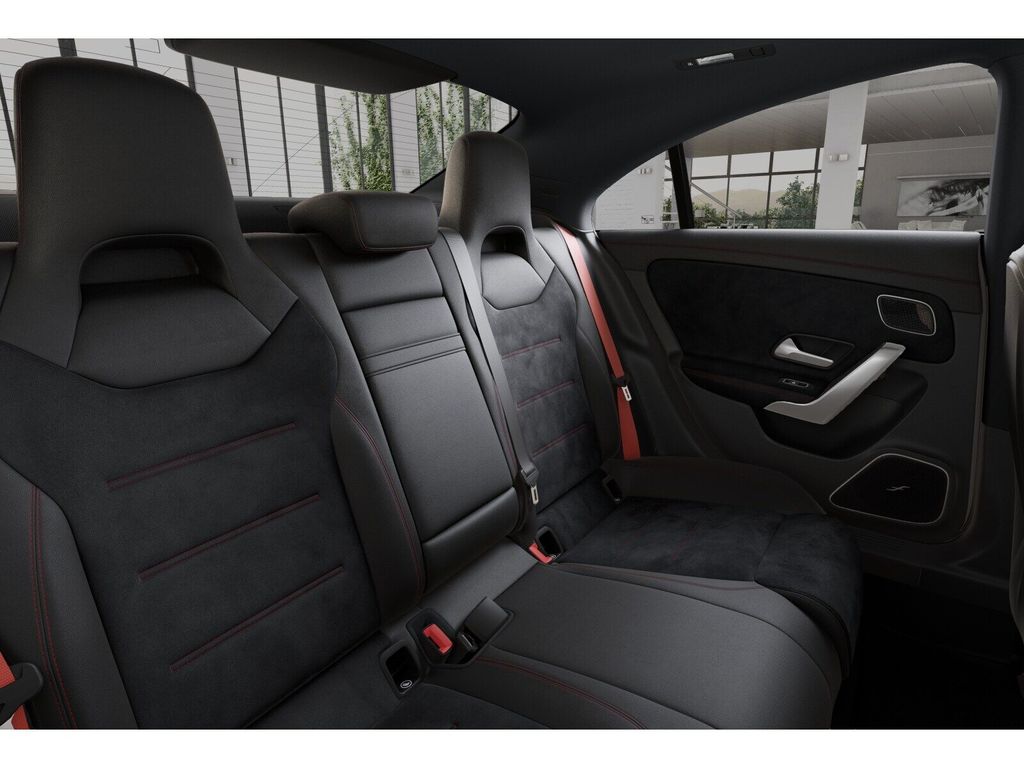 Mercedes-Benz CLA 45 AMG 2023 г. Золотистый, пробег 34249 км
