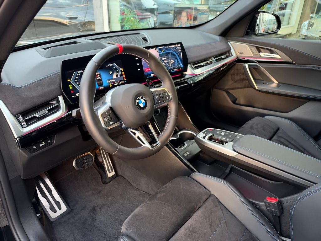BMW X1 2026 г. Чёрный, пробег 7407 км