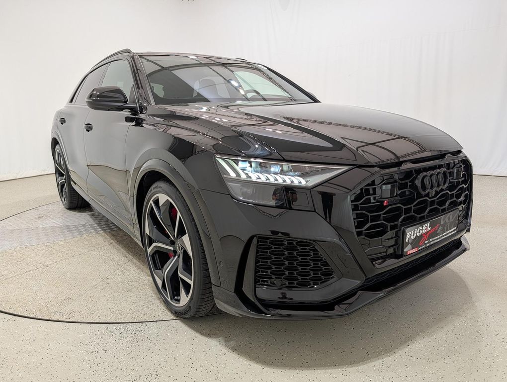 Audi RSQ8 2021 г. Чёрный, пробег 46019 км