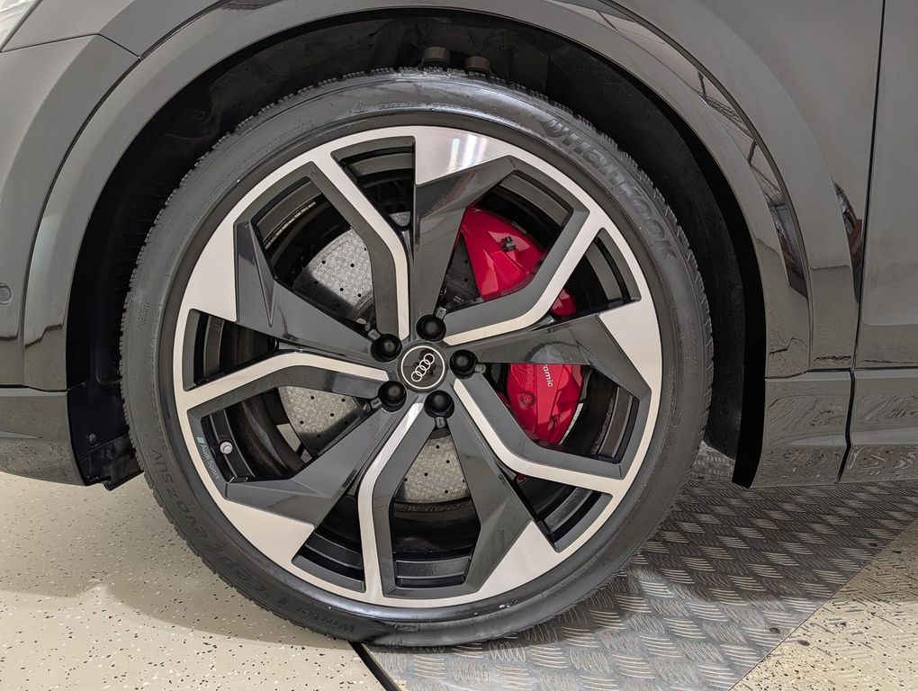 Audi RSQ8 2021 г. Чёрный, пробег 46019 км