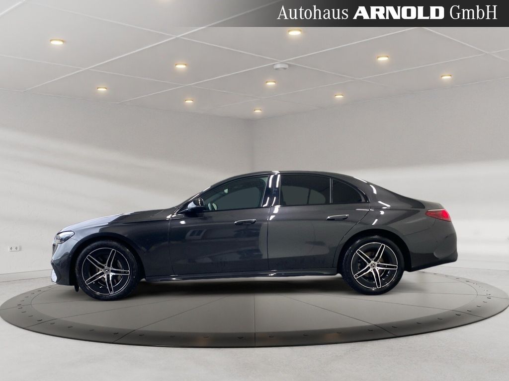 Mercedes-Benz E 220 2023 г. Серый, пробег 43220 км