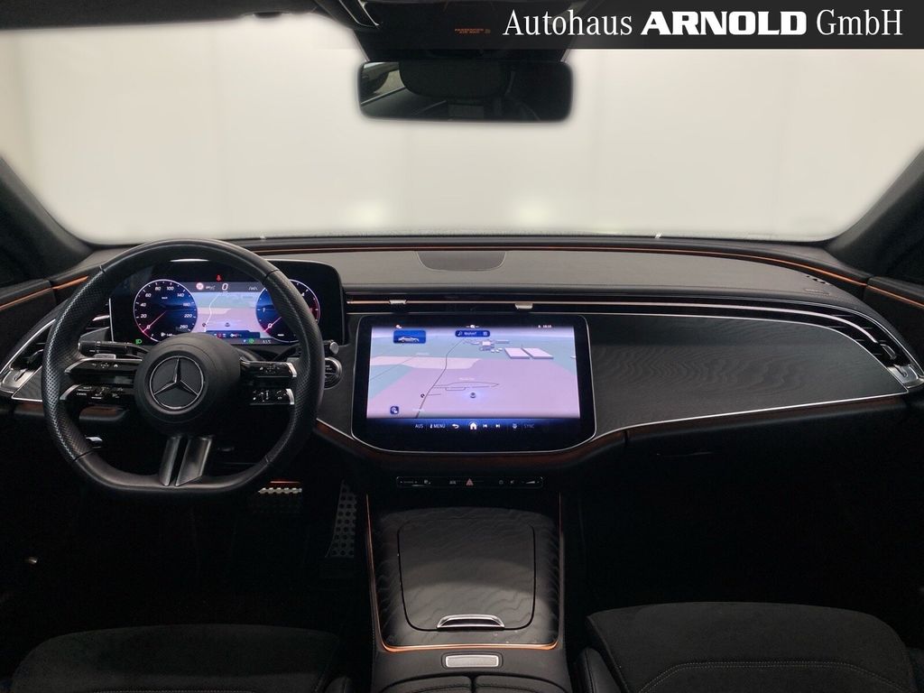 Mercedes-Benz E 220 2023 г. Серый, пробег 43220 км