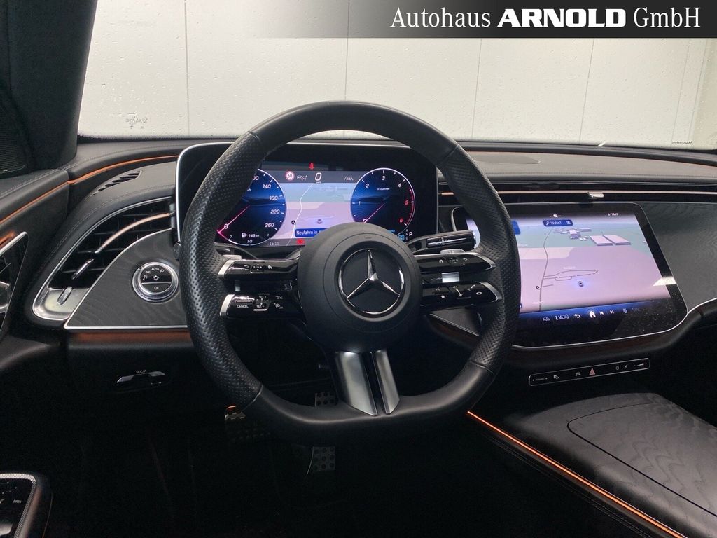 Mercedes-Benz E 220 2023 г. Серый, пробег 43220 км