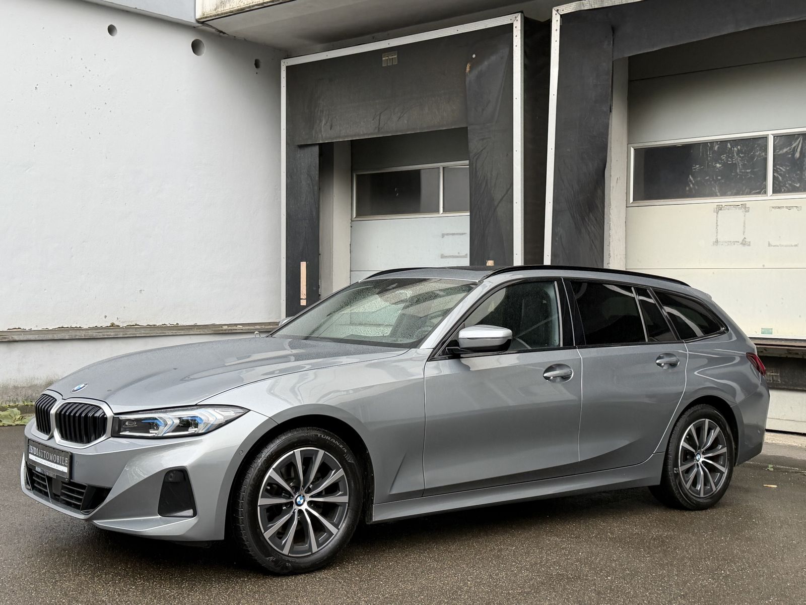 BMW 320 2023 г. Серый, пробег 57000 км