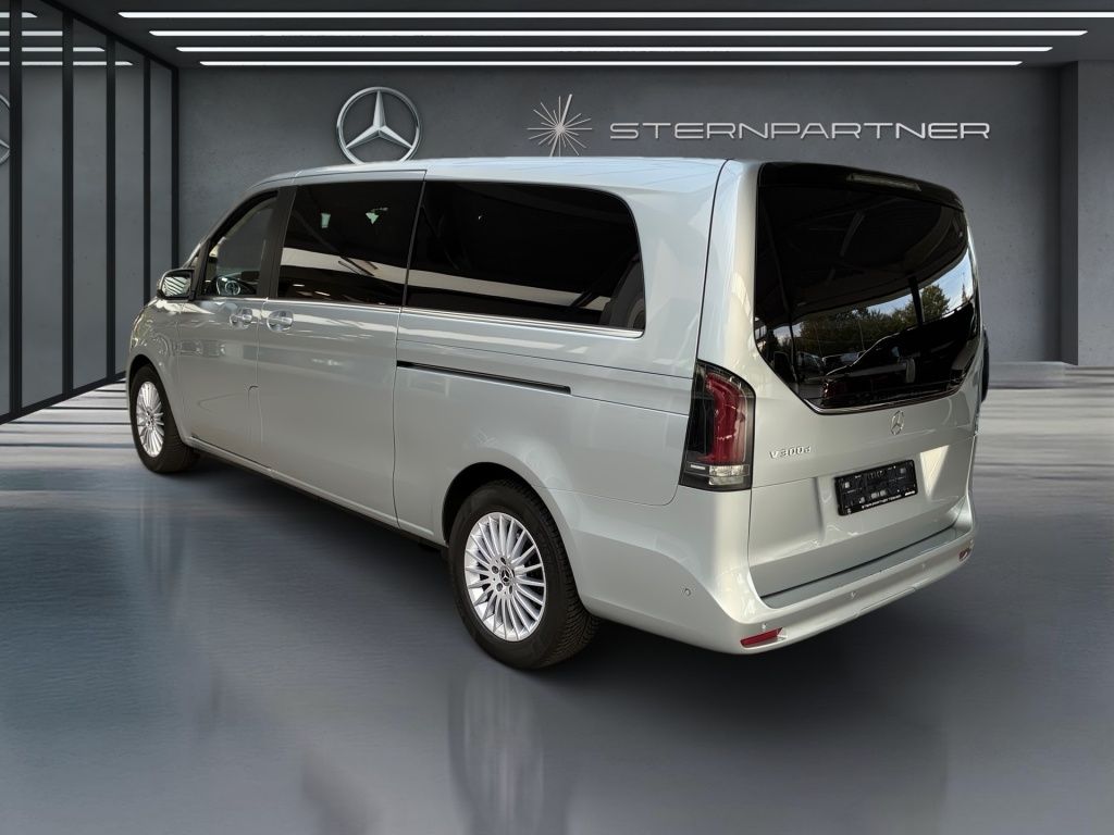 Mercedes-Benz V 300 2025 г. Серебристый, пробег 39776 км