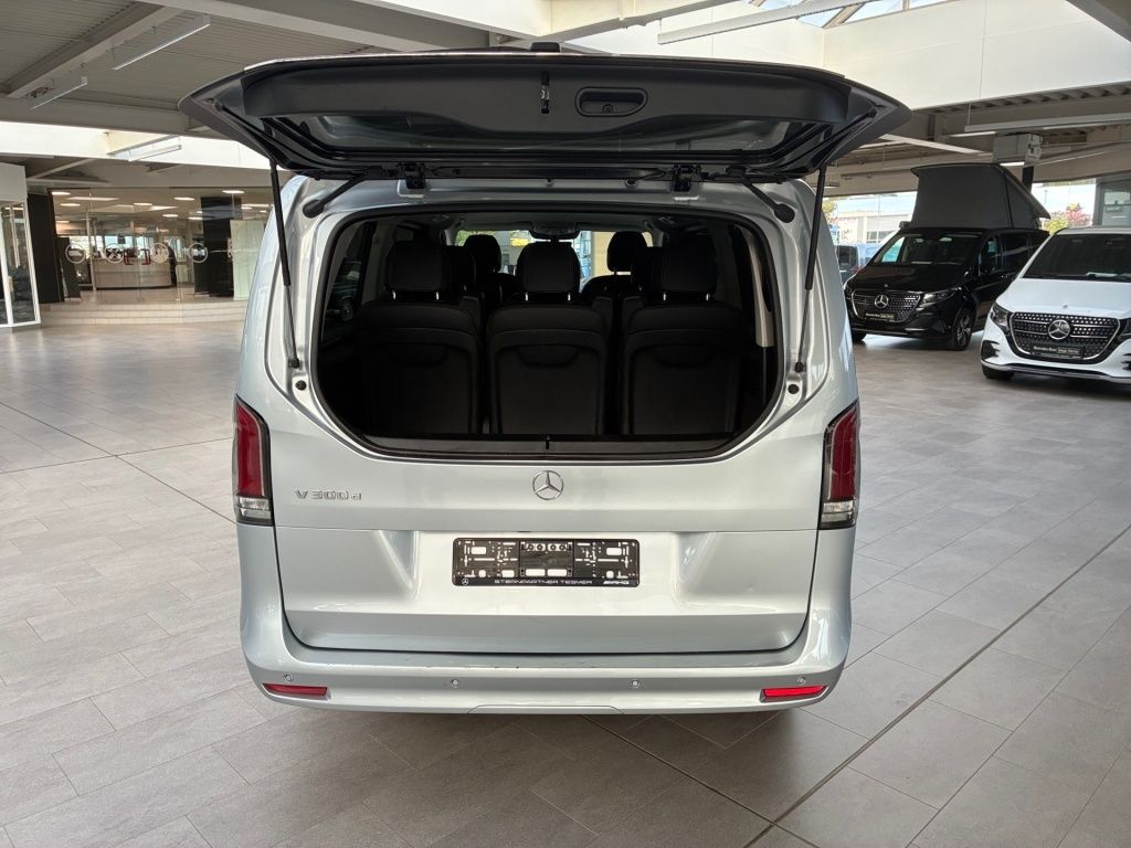 Mercedes-Benz V 300 2025 г. Серебристый, пробег 39776 км