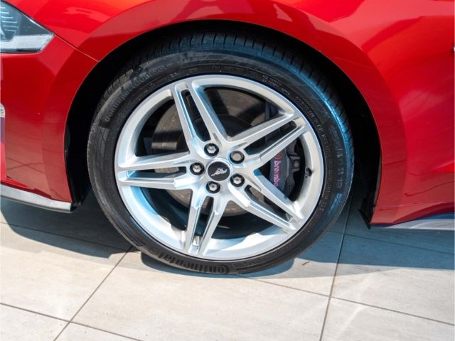 Ford Mustang 2021 г. Красный, пробег 48595 км