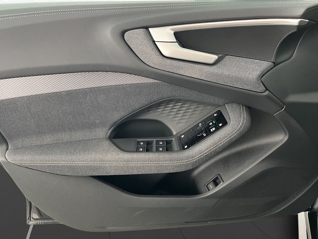 Audi A5 2025 г. Чёрный, пробег 13000 км