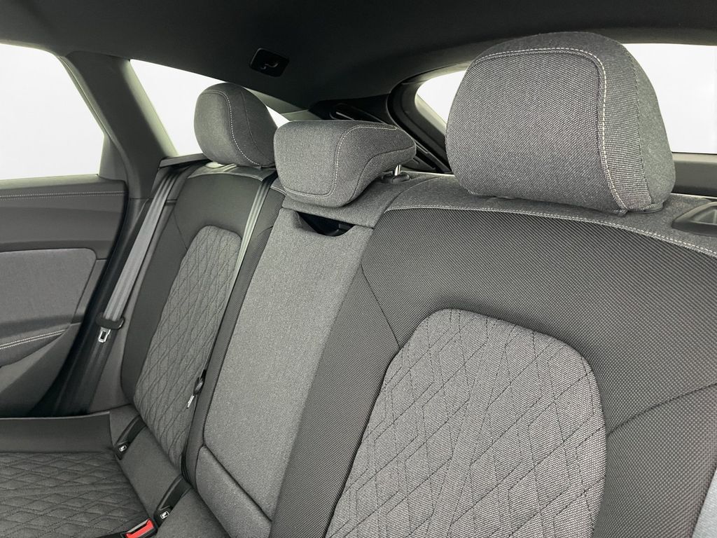 Audi A5 2025 г. Чёрный, пробег 13000 км