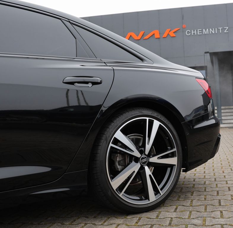 Audi A6 2023 г. Чёрный, пробег 33908 км
