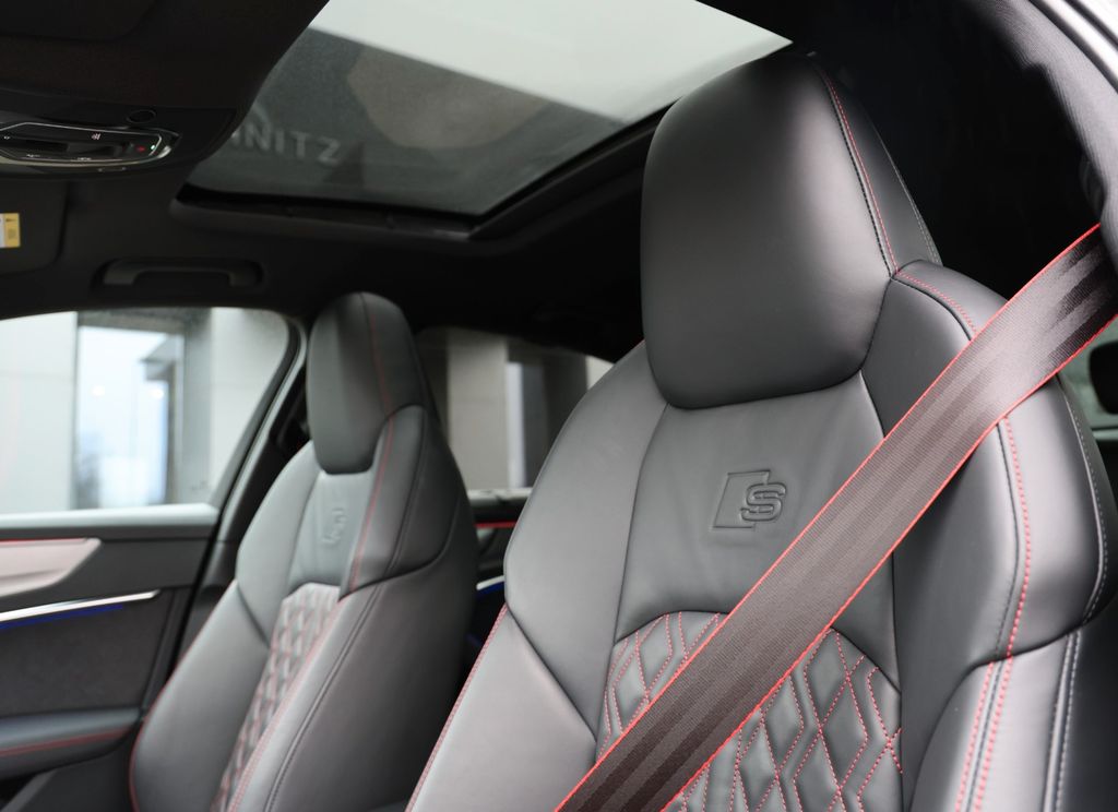 Audi A6 2023 г. Чёрный, пробег 33908 км