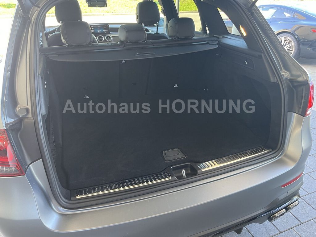 Mercedes-Benz GLC 63 AMG 2021 г. Серый, пробег 52197 км