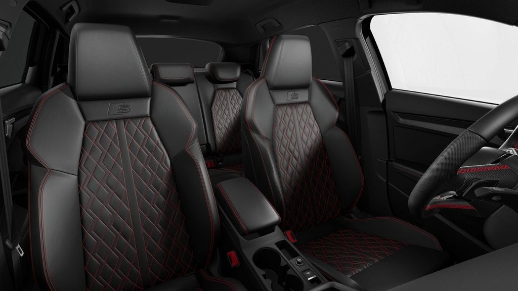 Audi A3 2023 г. Чёрный, пробег 36800 км