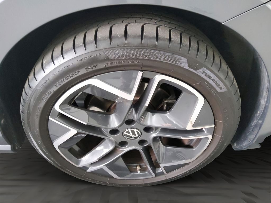 Volkswagen PASSAT VARIANT 2024 г. Серый, пробег 38069 км