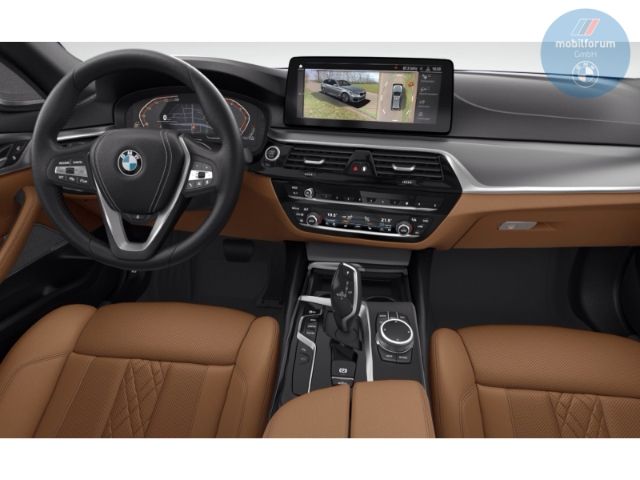 BMW 530 2023 г. Синий, пробег 28245 км