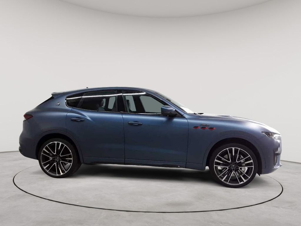 Maserati Levante 2022 г. Синий, пробег 55074 км