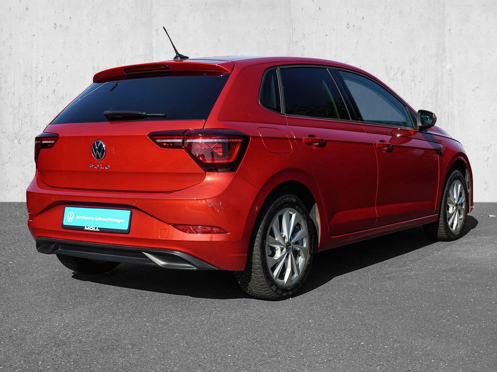 Volkswagen Polo 2024 г. Красный, пробег 34942 км