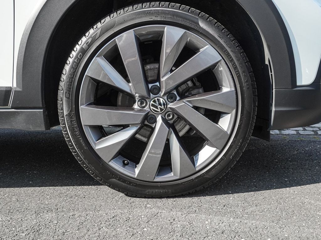 Volkswagen Taigo 2022 г. Белый, пробег 38443 км