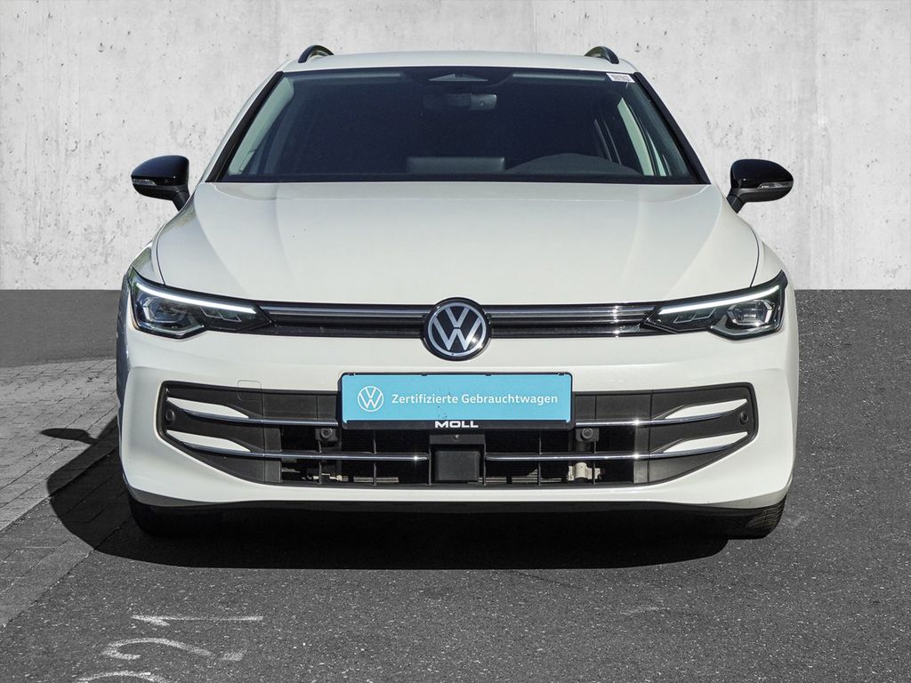 Volkswagen Golf 2026 г. Белый, пробег 26124 км