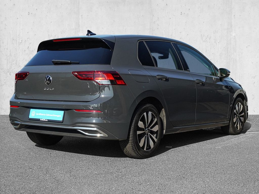 Volkswagen Golf 2024 г. Серый, пробег 27577 км