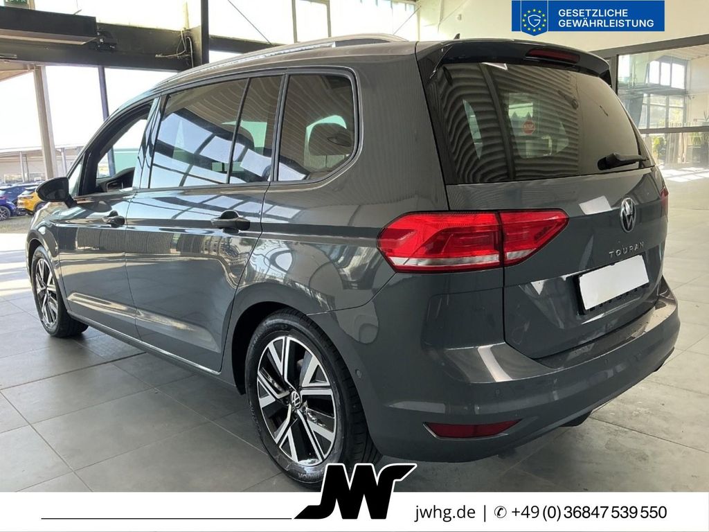 Volkswagen Touran 2025 г. Серый, пробег 50000 км