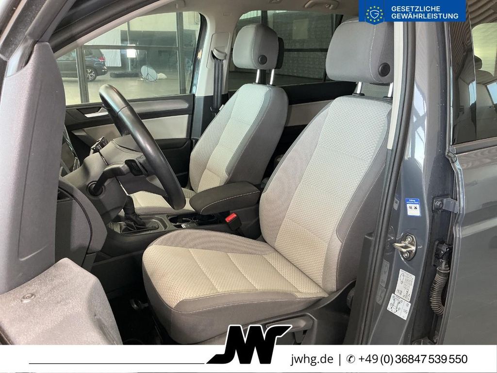 Volkswagen Touran 2025 г. Серый, пробег 50000 км
