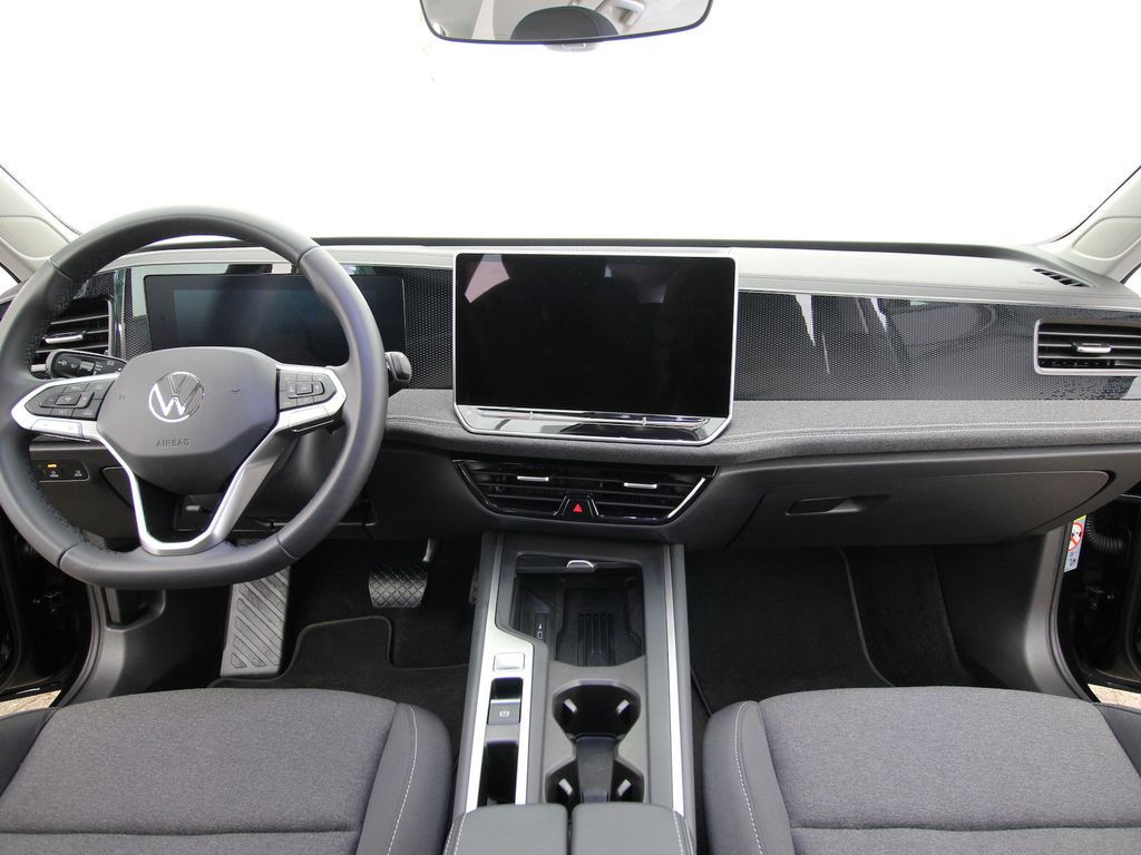 Volkswagen PASSAT VARIANT 2025 г. Чёрный, пробег 47119 км