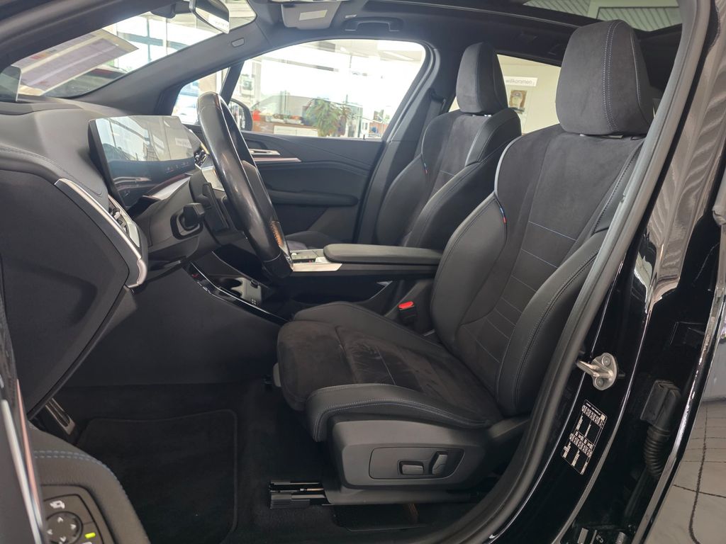 BMW 220 ACTIVE TOURER 2023 г. Чёрный, пробег 58300 км