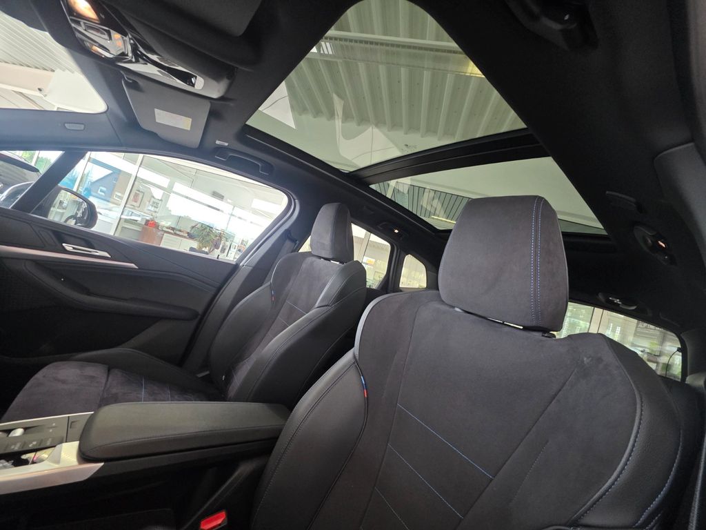 BMW 220 ACTIVE TOURER 2023 г. Чёрный, пробег 58300 км