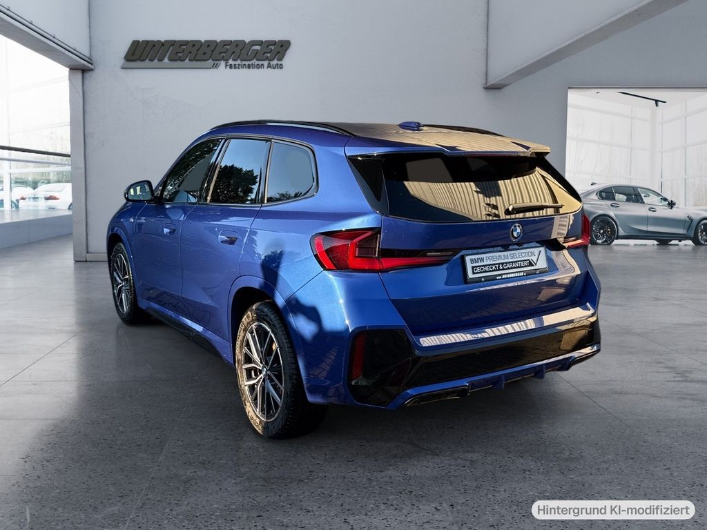 BMW X1 2023 г. Синий, пробег 27400 км