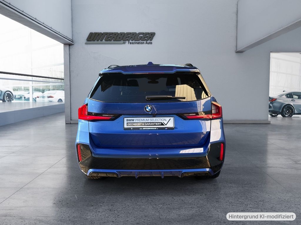BMW X1 2023 г. Синий, пробег 27400 км